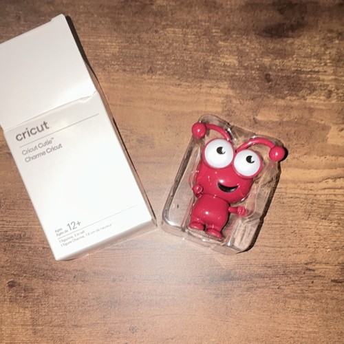 Cricut cutie merlot red - cutie,
