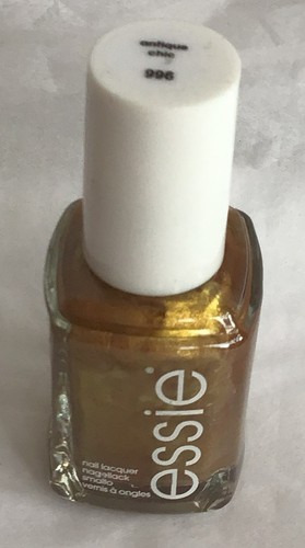 Essie nail polish - polish, chic