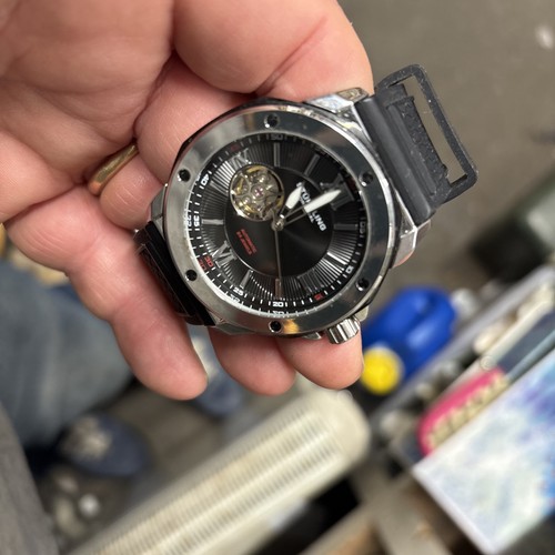 Used good stuhrling - v,