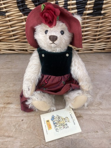 Steiff classic teddy bear - classic, in