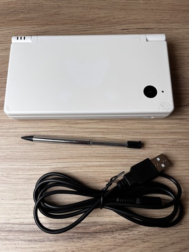 Official nintendo dsi - nintendo, handheld