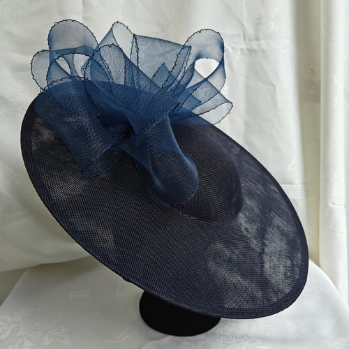 Navy blue flower wide - wide, brim