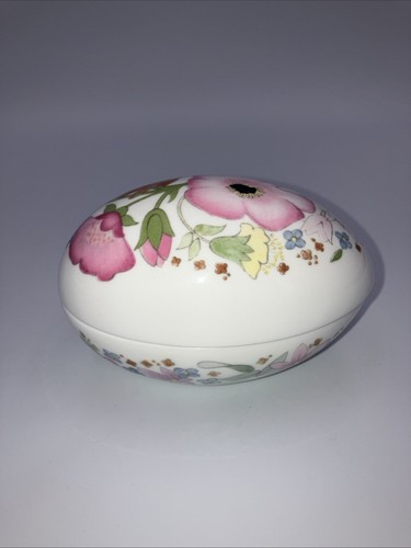 Wedgewood meadow sweet egg - meadow,