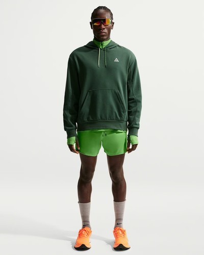 Size medium nike acg - medium, magic