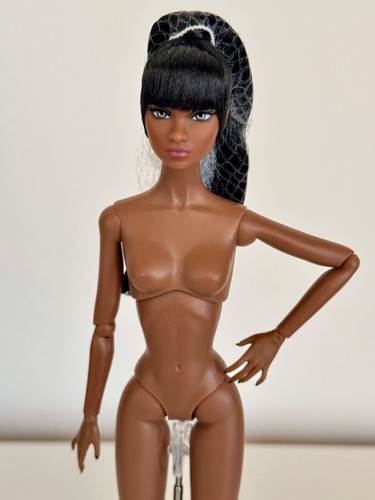 Integrity toys fashion royalty - fashion,