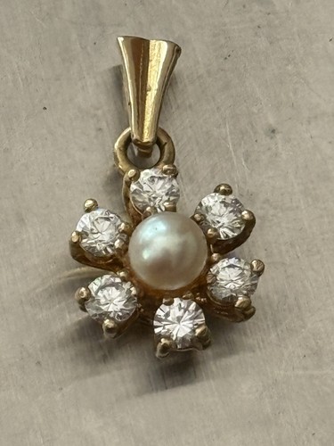 9ct gold pendant 375 solid - gold,