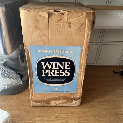 Walker desmond wine - wine, press