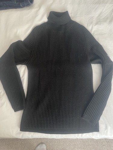 Company black ribbed roll - company,