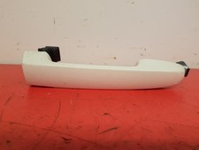 2017 PEUGEOT 108 MK1 ACTIVE 5 DOOR HATCHBACK DRIVERS FRONT DOOR HANDLE WHITE KWD