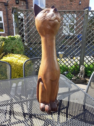 Large vintage wooden cat - large,