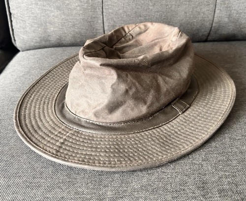 Barbour waxed hat - waxed, medium