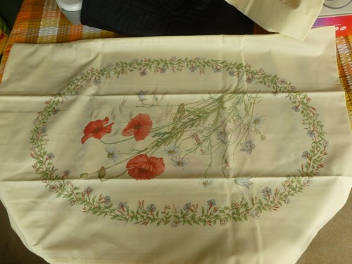 Vintage dorma pillow cases - x,