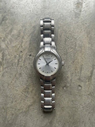 Vintage accurist silver - vintage,