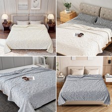 Warm Milk Velvet Blanket Solid Color Bed Soft Blanket w/3D Leaf Shape - Durable