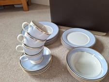 Doulton Blue & Gold 20 piece
