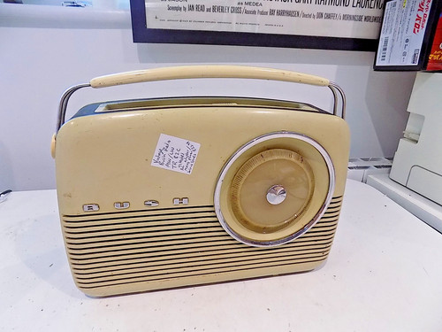 Vintage bush tr82c radio - tr82c,