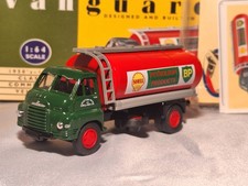 LLEDO VANGUARDS 1:64 BEDFORD S TYPE TANKER - SHELL/BP  VA7001