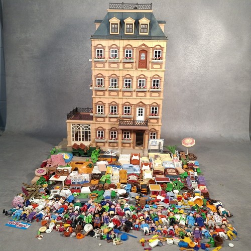 Huge playmobil victorian - playmobil,