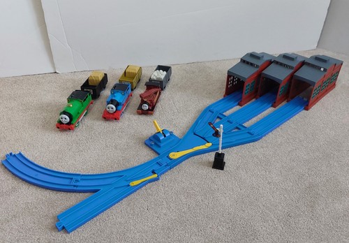 Thomas trackmaster tomy engine - thomas,