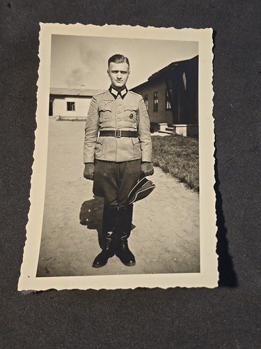 Wehrmacht soldier wound - ,