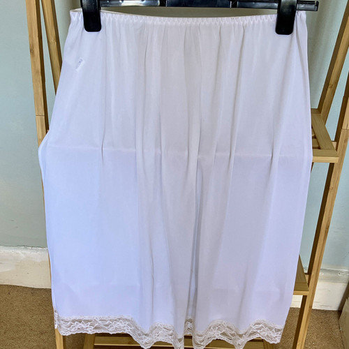 Marks spencer white half - &,