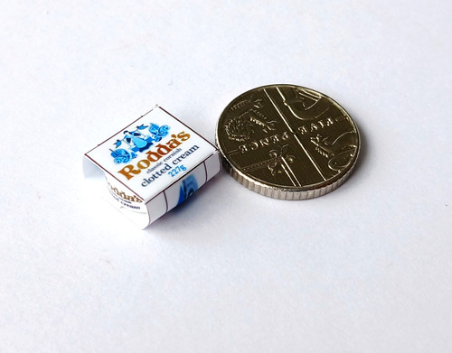 Dolls house miniature - 1:12, *