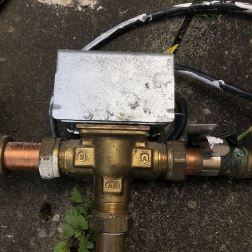 Port motorized valve 22mm - 3,