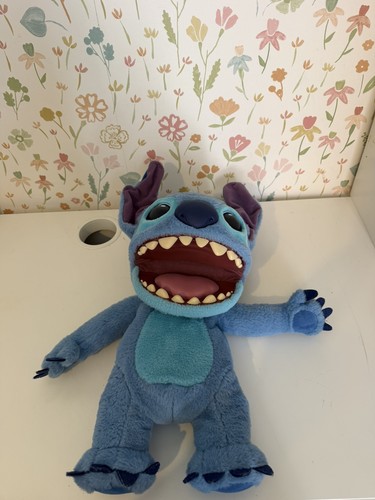 Realfx disney stitch puppet - disney,