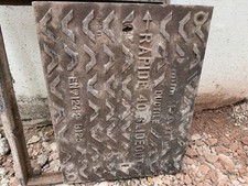 Heavy Duty. Reclaimed Cast Iron 40 Ton Manhole Drain Cover 650 x 500. 