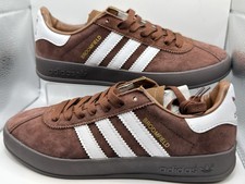 Adidas Broomfield | Size 5 |