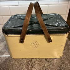 Vtg 1940’s Metal Tin Bread/