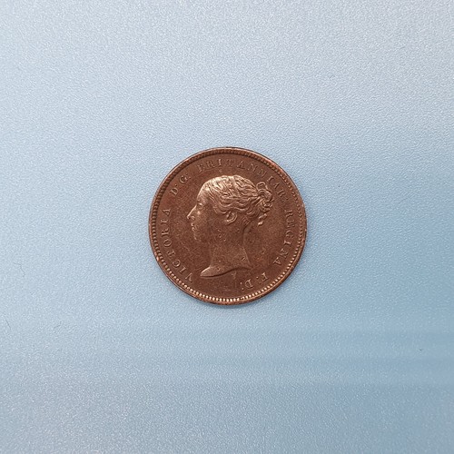 Queen victoria 1844 - queen, milled