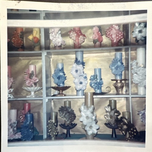 Unusual shelf floral - unusual,