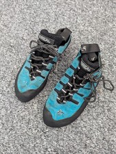 Boreal Joker Climbing