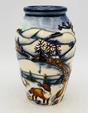 MOORCROFT Vase - WOODSIDE FARM by Anji Davenport 2000 - Boxed