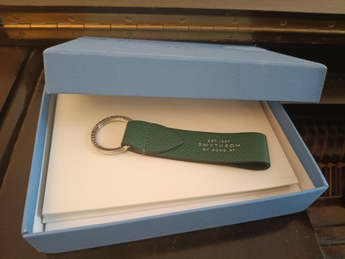 New smythson keyring - new!,