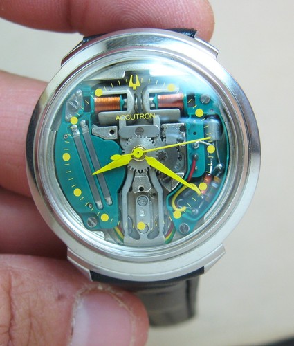 Rare serviced 214 accutron - serviced,