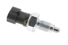 Reversing light switch