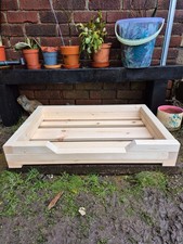 Wooden dog bed / cat bed / pet
