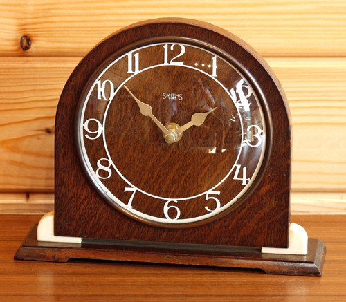 Vintage 21cm smiths - vintage, mantel