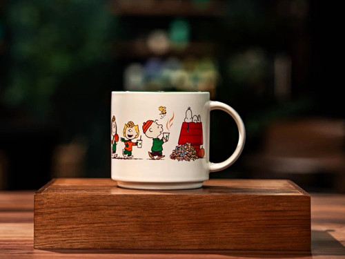 Starbucks peanuts snoopy - starbucks,