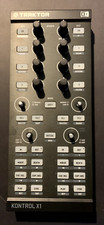 TRAKTOR KONTROL X1 portable 2-deck USB DJ controller 