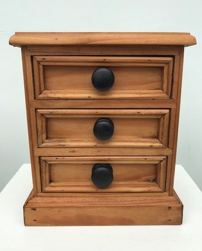 Mini wooden chest - , of