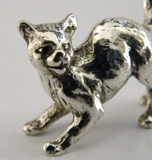 PRETTY ENGLISH SOLID STERLING