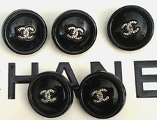 5 CHANEL BUTTONS (METAL) BLACK