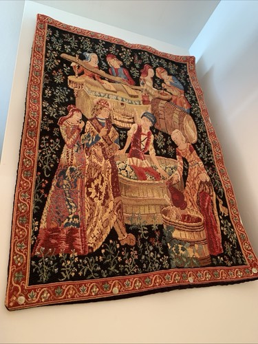 Tapestry pressoir - le,