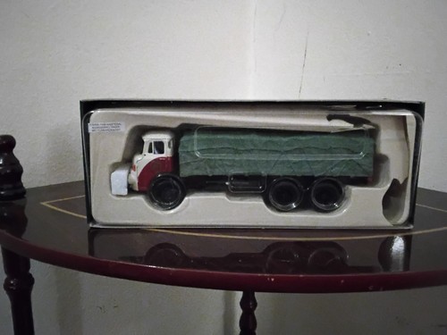 Corgi fleets renown 50 - renown, 1:50