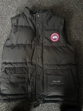 Canada Goose Men's Gilet Size