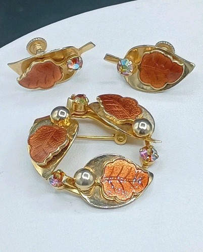 Vintage copper leaf earrings - vintage,