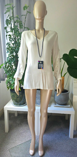 Mint velvet white solid - mint, v-neck